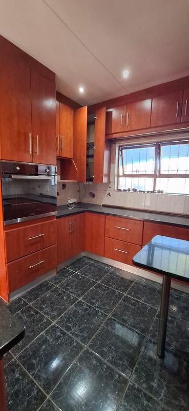To Let 3 Bedroom Property for Rent in Goodwood Central Western Cape